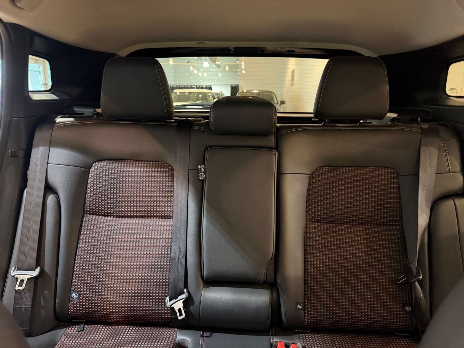 Used 2026 Nissan Kicks SR FWD image 36