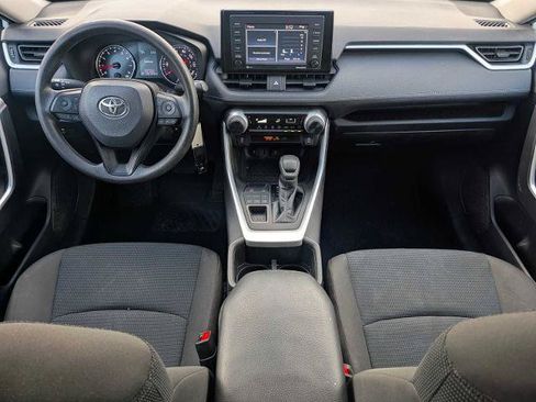 Used 2022 Toyota RAV4 LE w/ Carpet Mat Package (TMS) AWD/4WD image 18