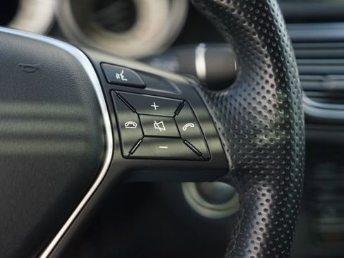 Used 2016 Mercedes-Benz E 350 Sedan image 24