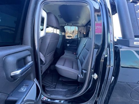 Used 2018 Chevrolet Silverado 1500 LT w/ Redline Edition AWD/4WD image 11