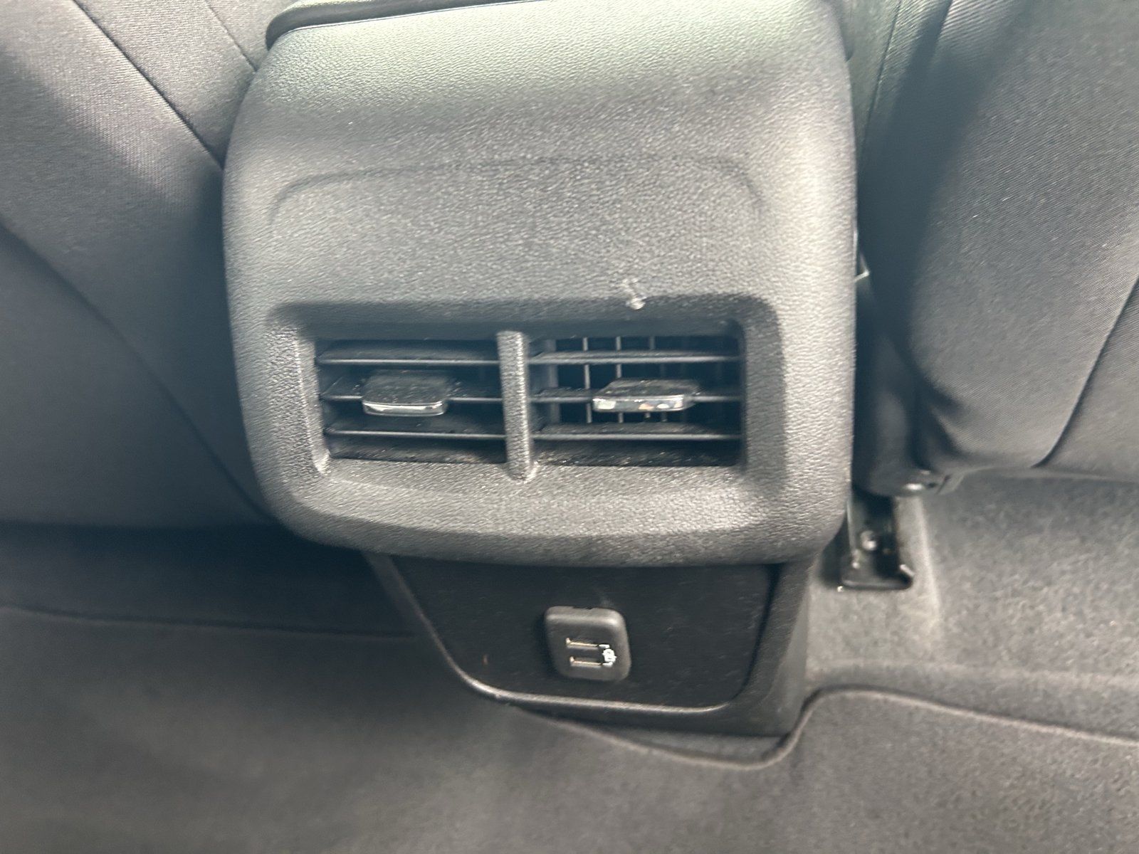Used 2022 Chevrolet Equinox LS FWD image 15