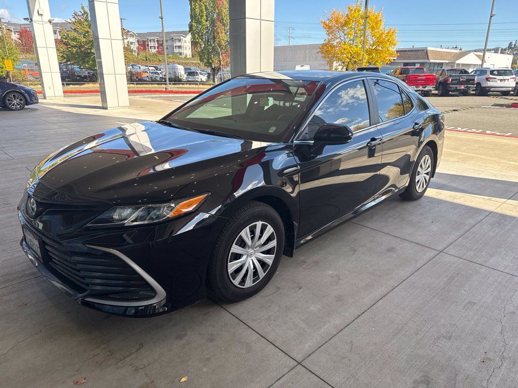 Used 2024 Toyota Camry LE FWD image 1
