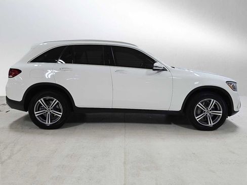 Certified 2020 Mercedes-Benz GLC 300 4MATIC image 2