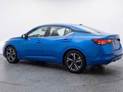 Used 2025 Nissan Sentra SV FWD image 6