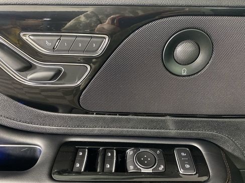 Used 2023 Lincoln Aviator Reserve w/ Equipment Group 201A image 26