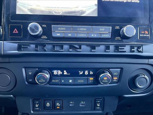 Used 2026 Nissan Frontier SV w/ SV Convenience Package RWD image 17