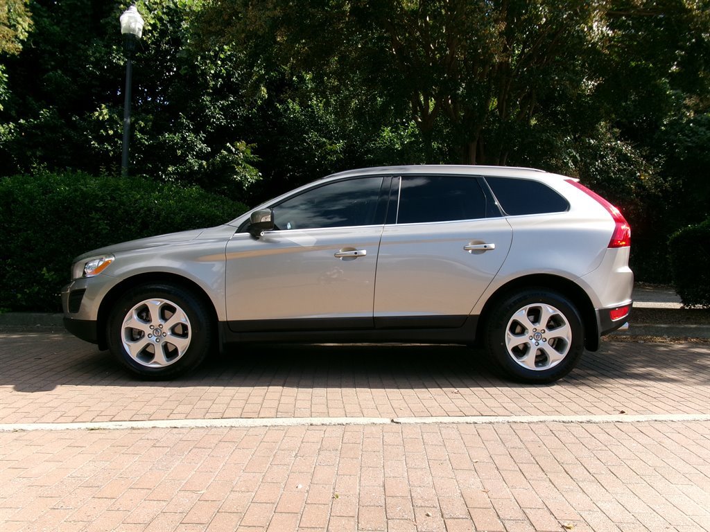 Used 2013 Volvo XC60 3.2 FWD image 8