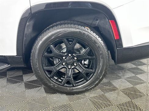 New 2025 Jeep Wagoneer Series II image 17