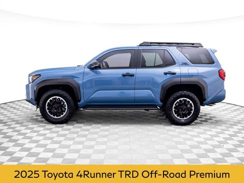 Used 2025 Toyota 4Runner TRD Off-Road Premium AWD/4WD image 2