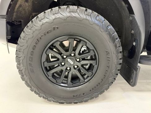 Used 2025 Ford F150 Raptor AWD/4WD image 17