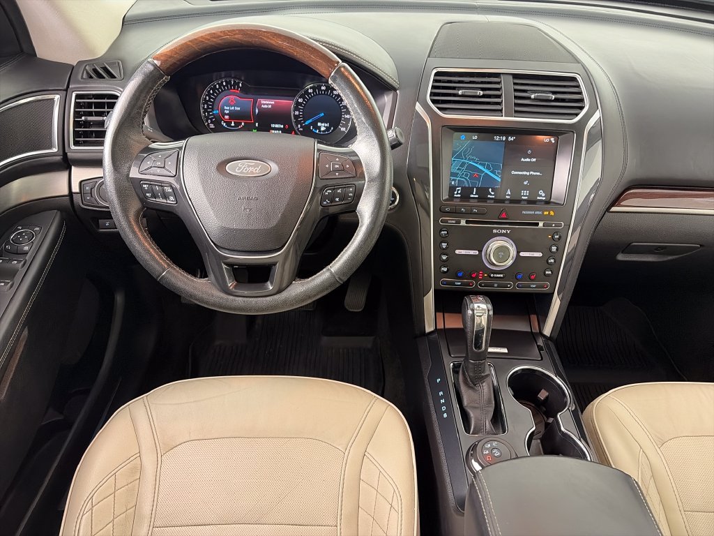 Used 2017 Ford Explorer Platinum AWD/4WD image 14