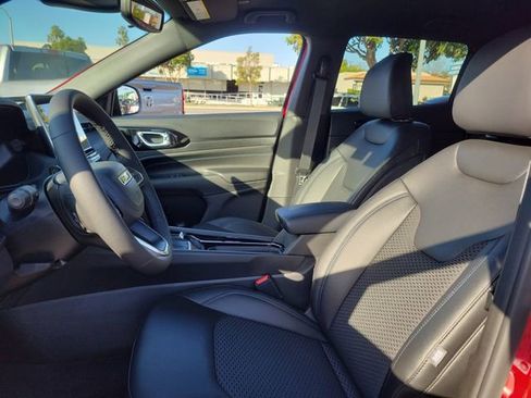 New 2026 Jeep Compass Latitude image 15