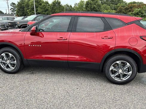 New 2026 Chevrolet Blazer LT w/ Convenience Package FWD image 11