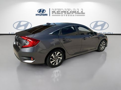 Used 2017 Honda Civic EX image 6