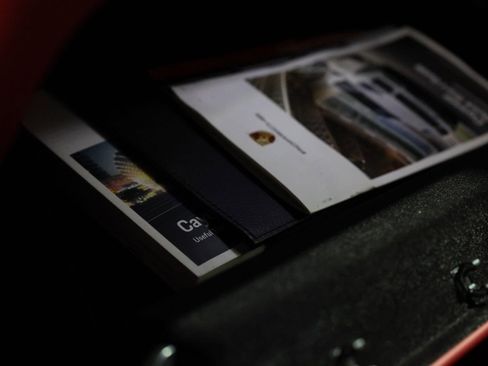 Used 2022 Porsche Cayenne Turbo image 21