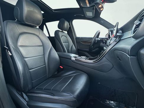 Used 2018 Mercedes-Benz GLC 300 GLC 300 image 30