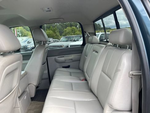 Used 2012 GMC Sierra 2500 SLE w/ SLE Preferred Package image 22