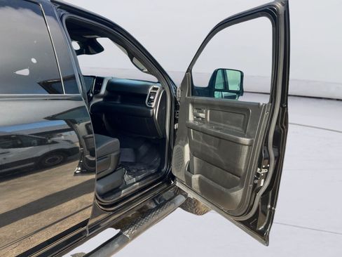 Used 2025 RAM 2500 Tradesman AWD/4WD image 29