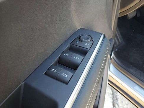 New 2026 GMC Acadia Elevation image 18