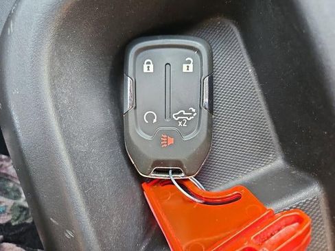 Used 2019 GMC Sierra 1500 SLE w/ SLE Value Package image 30