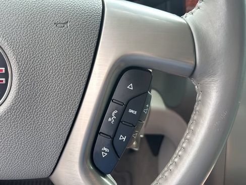Used 2013 GMC Sierra 1500 SLT w/ SLT Convenience Package AWD/4WD image 21