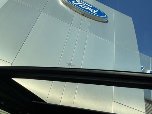 New 2025 Ford Expedition Tremor image 28