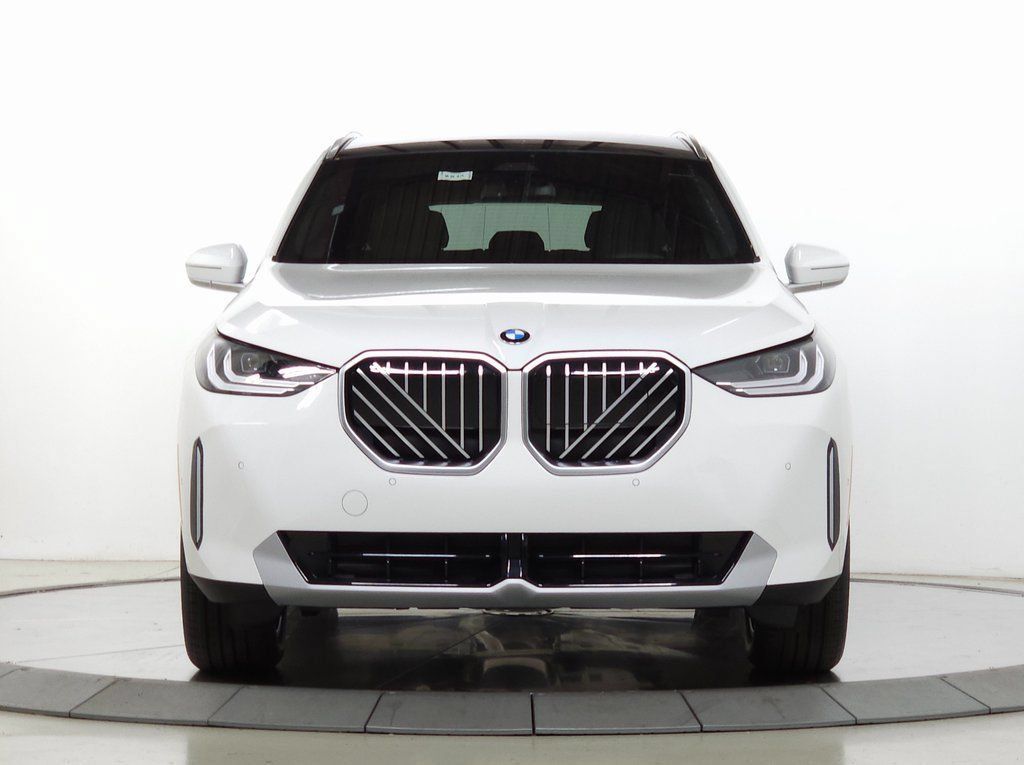 Used 2026 BMW X3 xDrive30i w/ Convenience Package AWD/4WD image 2