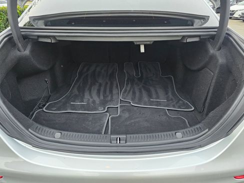 Used 2017 Mercedes-Benz E 300 image 23