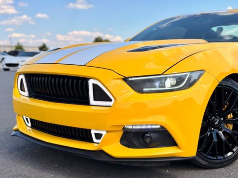 Used 2015 Ford Mustang GT Premium w/ Equipment Group 401A RWD image 2