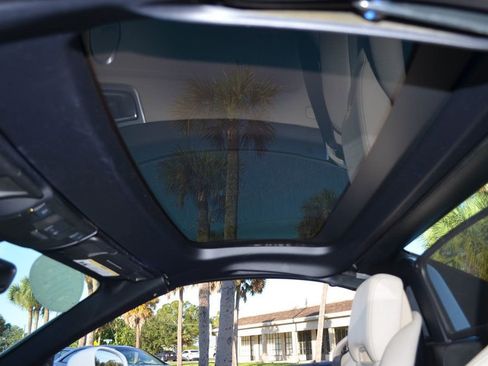 Used 2015 Mercedes-Benz SLK 250 image 55