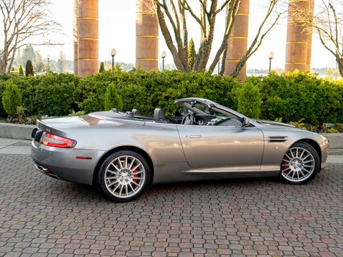 Used 2009 Aston Martin DB9 Volante RWD image 49