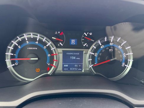 Used 2016 Toyota 4Runner SR5 image 18