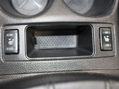 Used 2020 Nissan Rogue SV FWD image 48