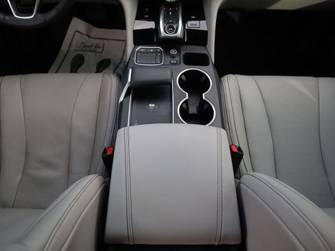 Used 2023 Acura MDX FWD w/ Technology Package image 16