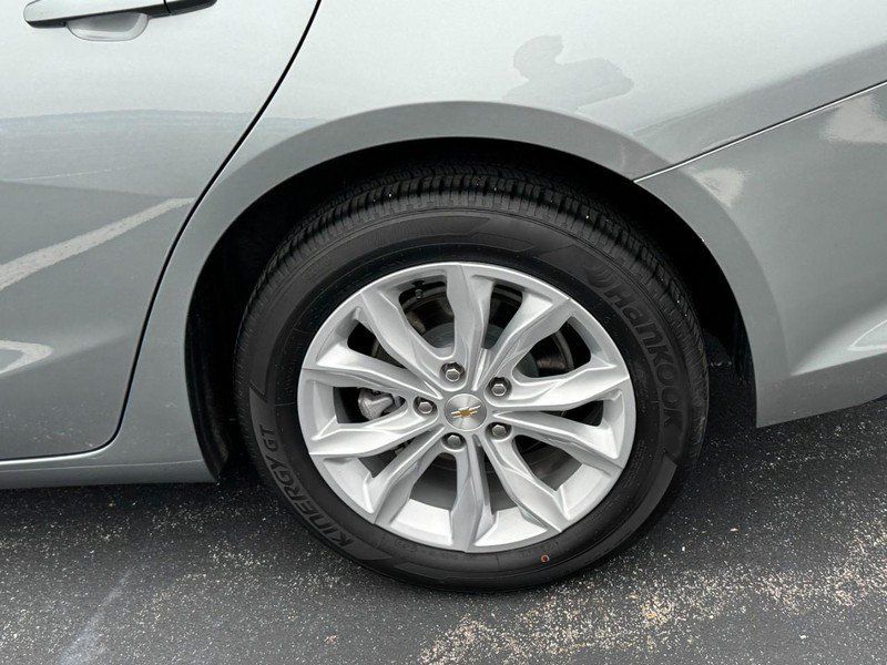 Used 2024 Chevrolet Malibu LT FWD image 7