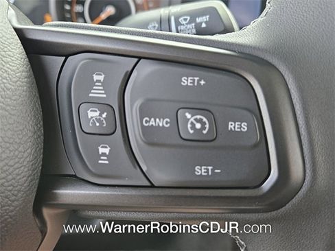 New 2025 Jeep Gladiator Sport image 25