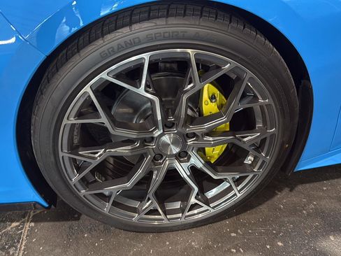Used 2022 Chevrolet Corvette Stingray Premium Conv RWD image 3