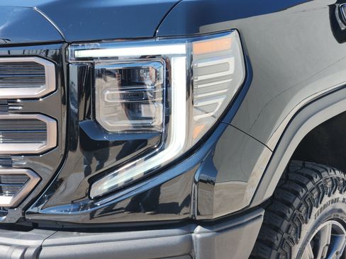 Used 2025 GMC Sierra 1500 AT4X AWD/4WD image 11