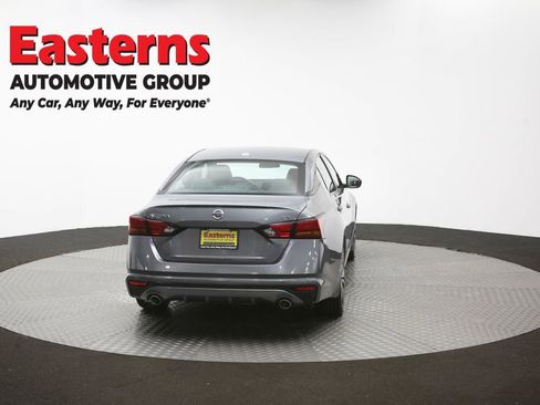 Used 2020 Nissan Altima 2.5 SR FWD image 38