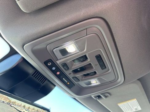 Used 2025 Chevrolet Silverado 3500 LTZ w/ LTZ Plus Package image 17