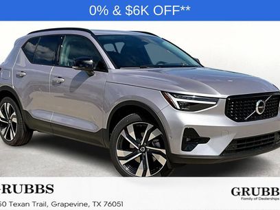 New 2026 Volvo XC40 B5 Ultra w/ Protection Package Premier