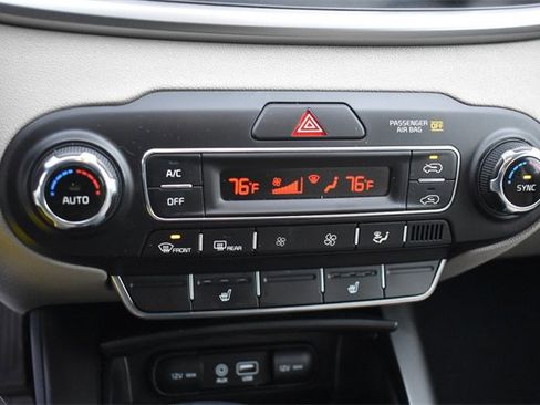 Used 2020 Kia Sorento LX w/ LX I4 Convenience Package image 27