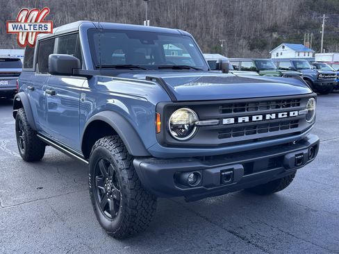 New 2025 Ford Bronco Big Bend w/ Black Diamond Package image 1