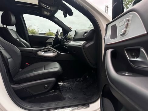 Used 2024 Mercedes-Benz GLE 350 4MATIC image 31