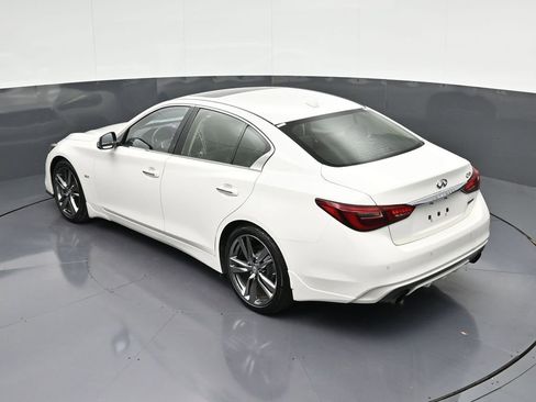 Used 2019 INFINITI Q50 Signature Edition w/ Cargo Package (L96) RWD image 17