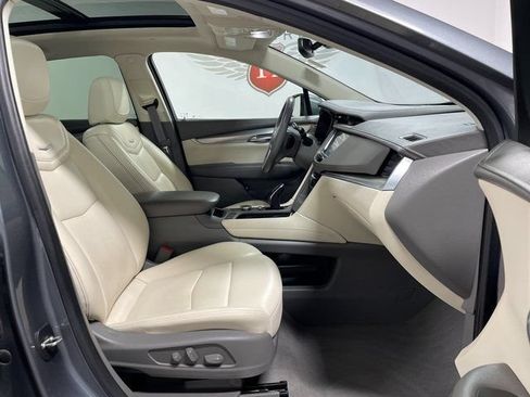 Used 2021 Cadillac XT5 Premium Luxury AWD/4WD image 26