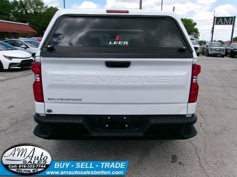 Used 2023 Chevrolet Silverado 1500 W/T RWD image 4