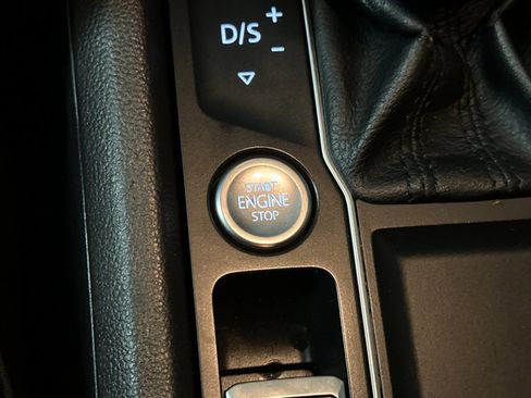 Used 2018 Volkswagen Atlas SE image 22