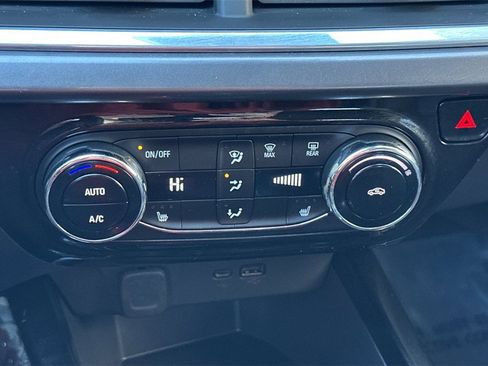 Used 2024 Chevrolet Trax ACTIV image 22