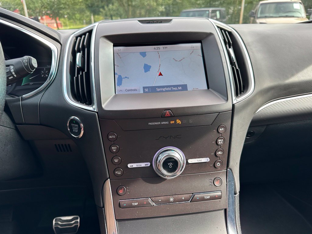 Used 2020 Ford Edge ST w/ Cold Weather Package AWD/4WD image 14